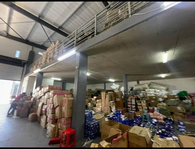 1,000M² WAREHOUSE TO LET IN ORMONDE
